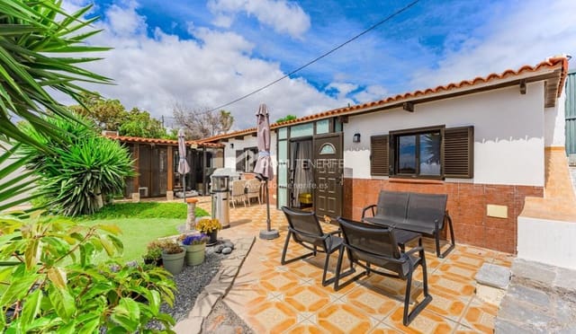 3 soveværelse Villa til salg i Granadilla de Abona med swimmingpool - € 389.000 (Ref: 9295047)