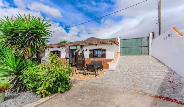 3 soveværelse Villa til salg i Granadilla de Abona med swimmingpool - € 389.000 (Ref: 9295047)