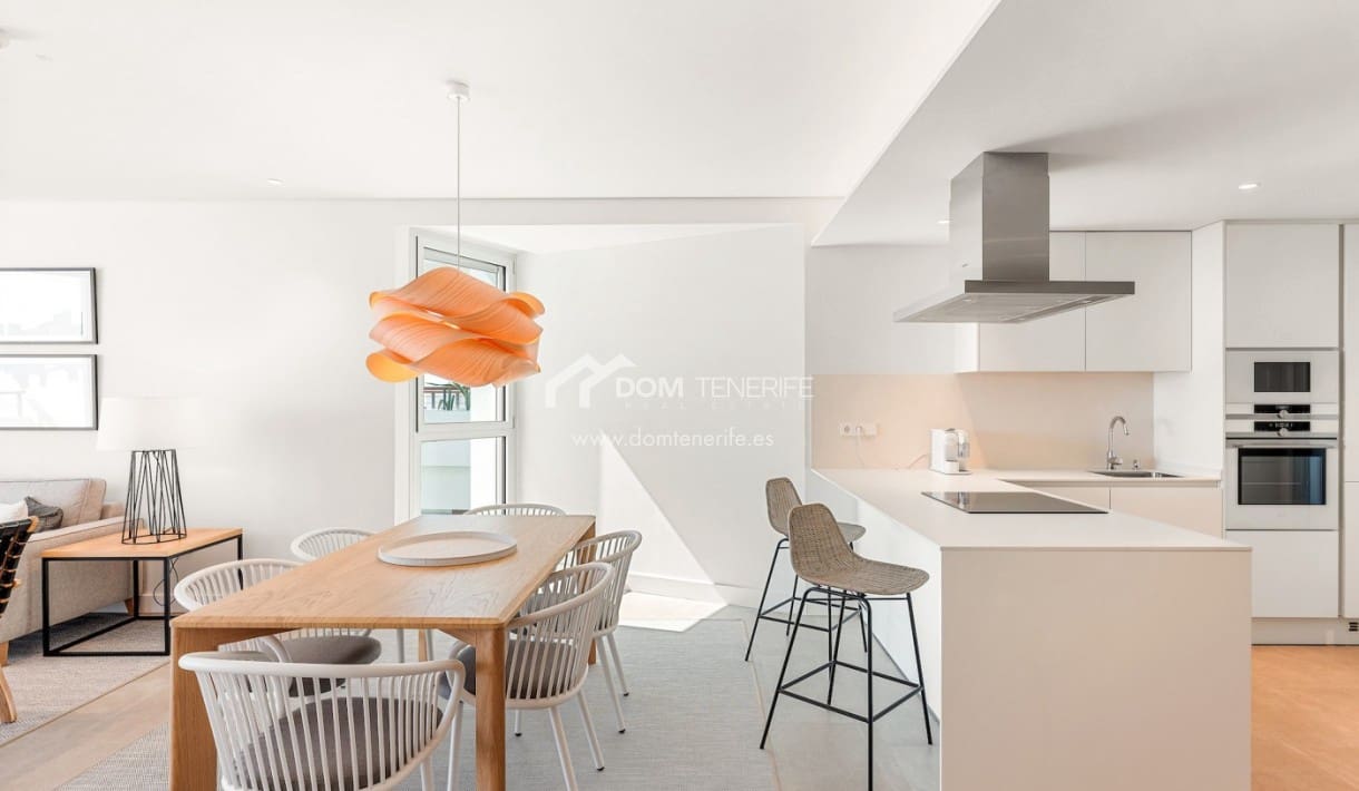 2 chambre Appartement à vendre à Guia de Isora avec piscine - 1 030 000 € (Ref: 9315169)