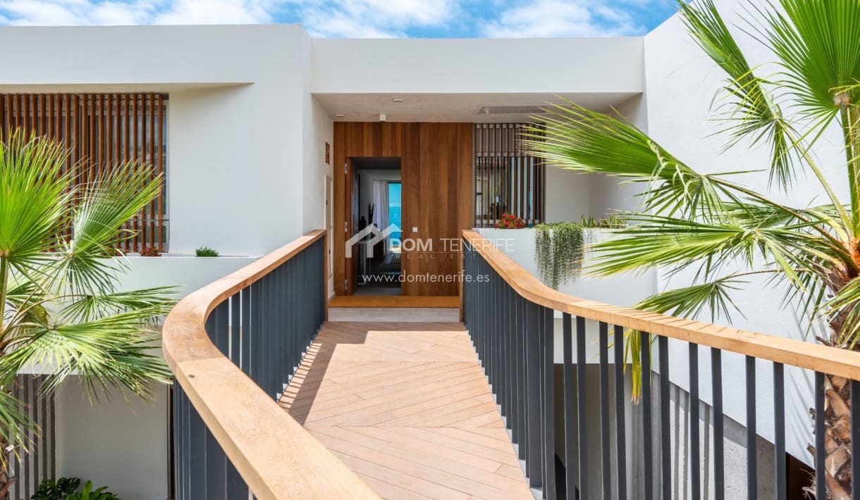 2 chambre Appartement à vendre à Guia de Isora avec piscine - 1 030 000 € (Ref: 9315169)