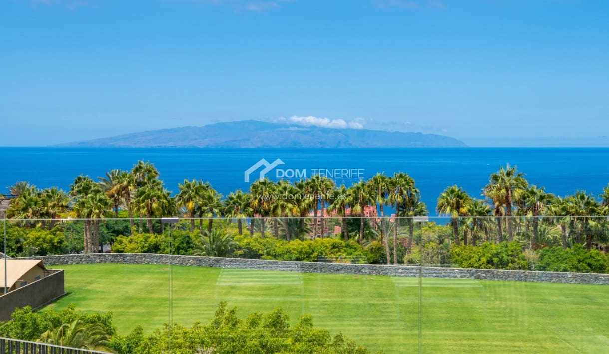 2 chambre Appartement à vendre à Guia de Isora avec piscine - 1 030 000 € (Ref: 9315169)