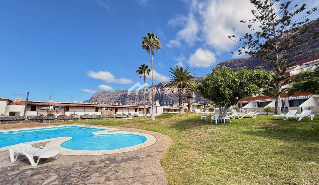 1 bedroom Apartment for sale in Los Gigantes with pool - € 240,000 (Ref: 9319773)