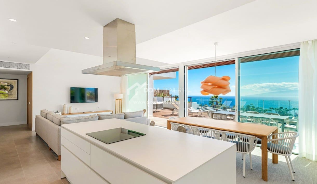 3 bedroom Apartment for sale in Guia de Isora with pool - € 1,686,000 (Ref: 9319972)