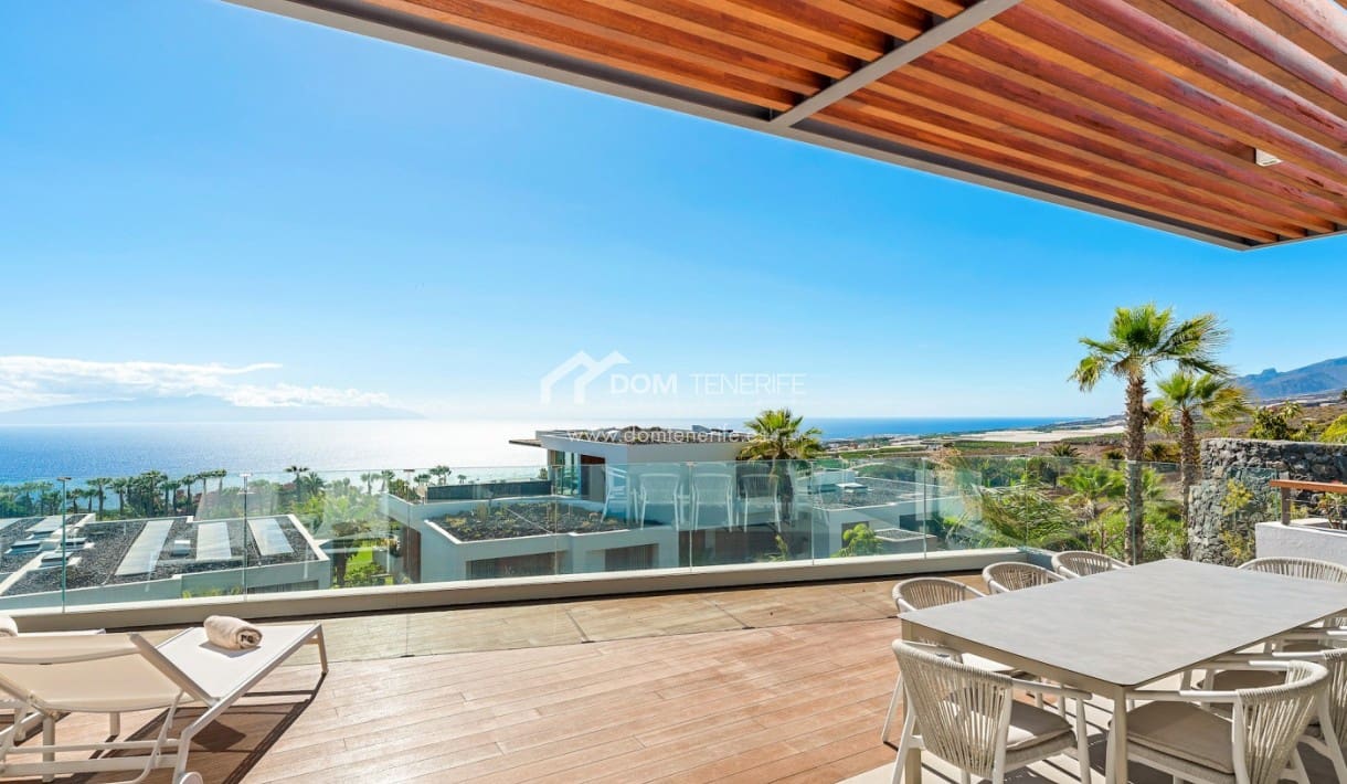 3 bedroom Apartment for sale in Guia de Isora with pool - € 1,686,000 (Ref: 9319972)