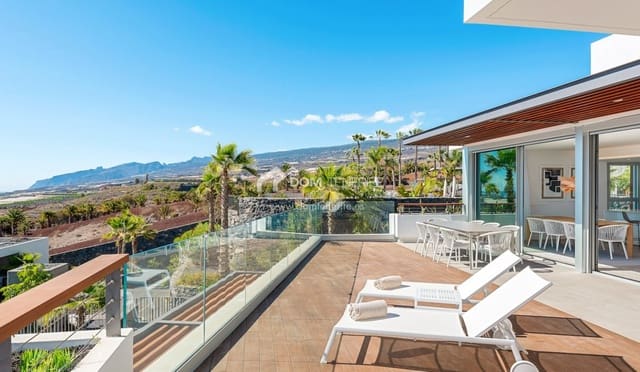 3 chambre Appartement à vendre à Guía de Isora avec piscine - 1 686 000 € (Ref: 9319972)