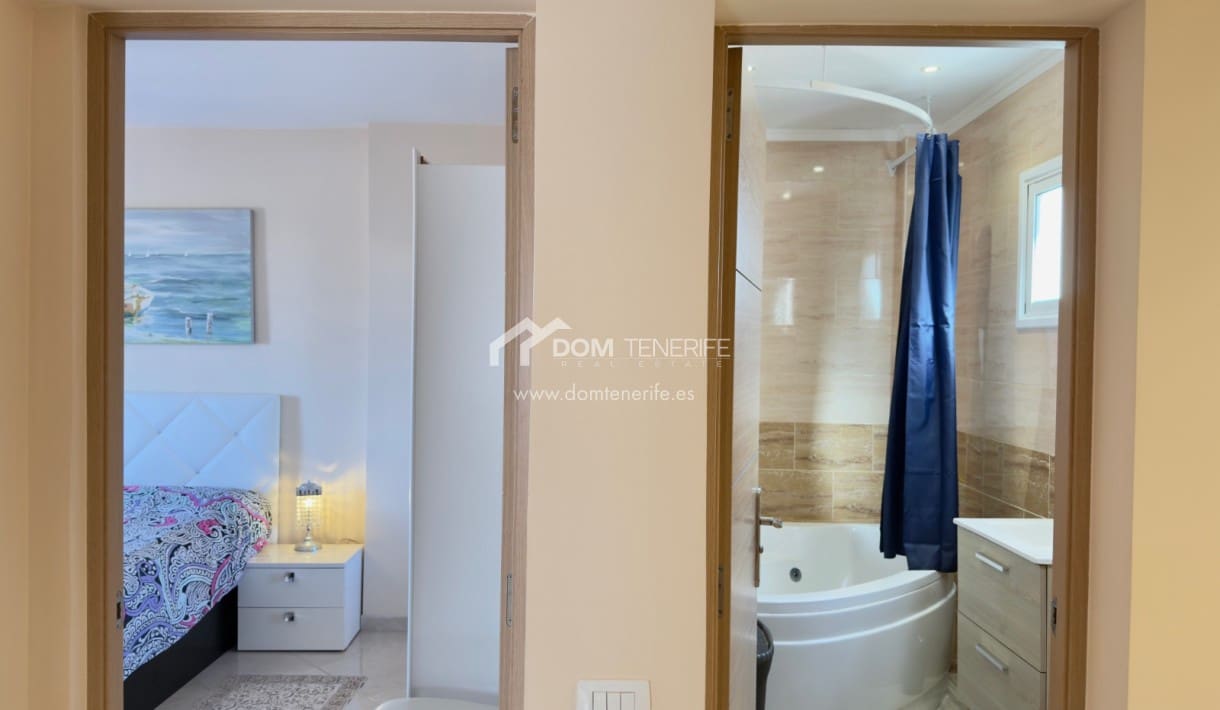 3 soveværelse Byhus til salg i Torviscas med swimmingpool garage - € 630.000 (Ref: 9322318)