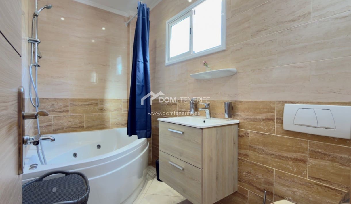 3 soveværelse Byhus til salg i Torviscas med swimmingpool garage - € 630.000 (Ref: 9322318)