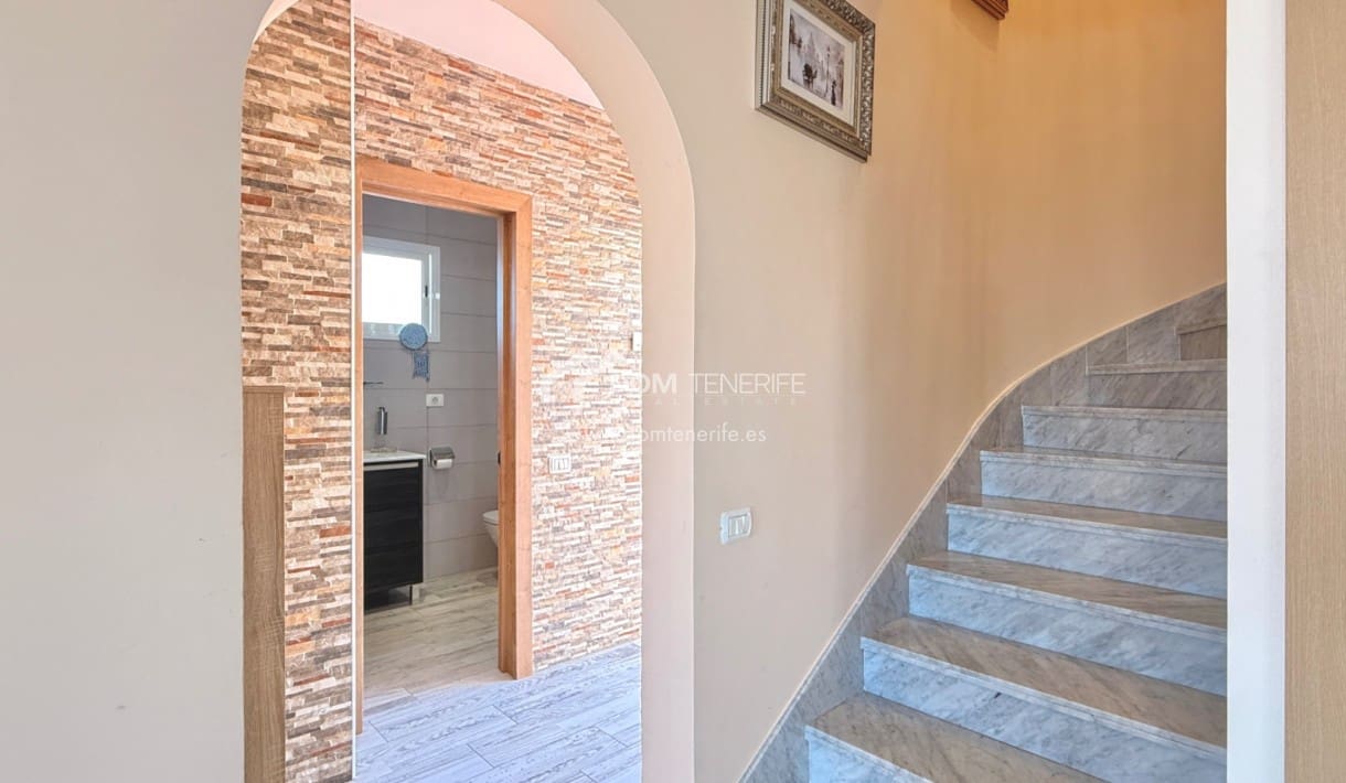 3 soveværelse Byhus til salg i Torviscas med swimmingpool garage - € 630.000 (Ref: 9322318)