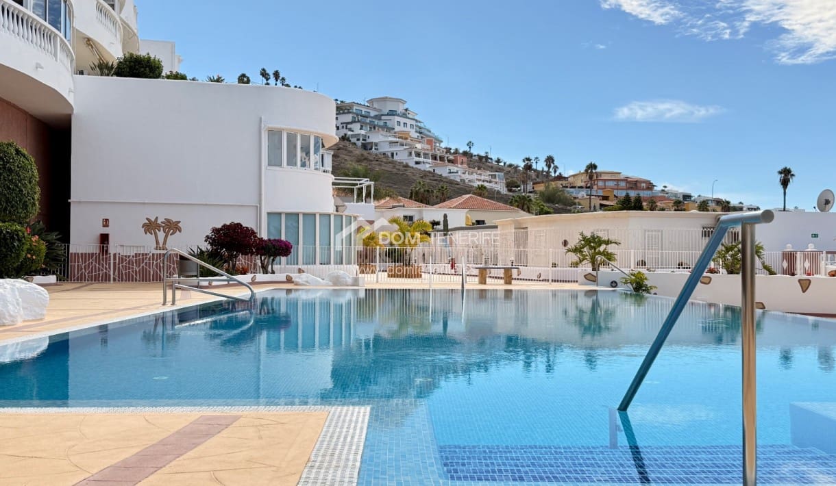 3 soveværelse Byhus til salg i Torviscas med swimmingpool garage - € 630.000 (Ref: 9322318)