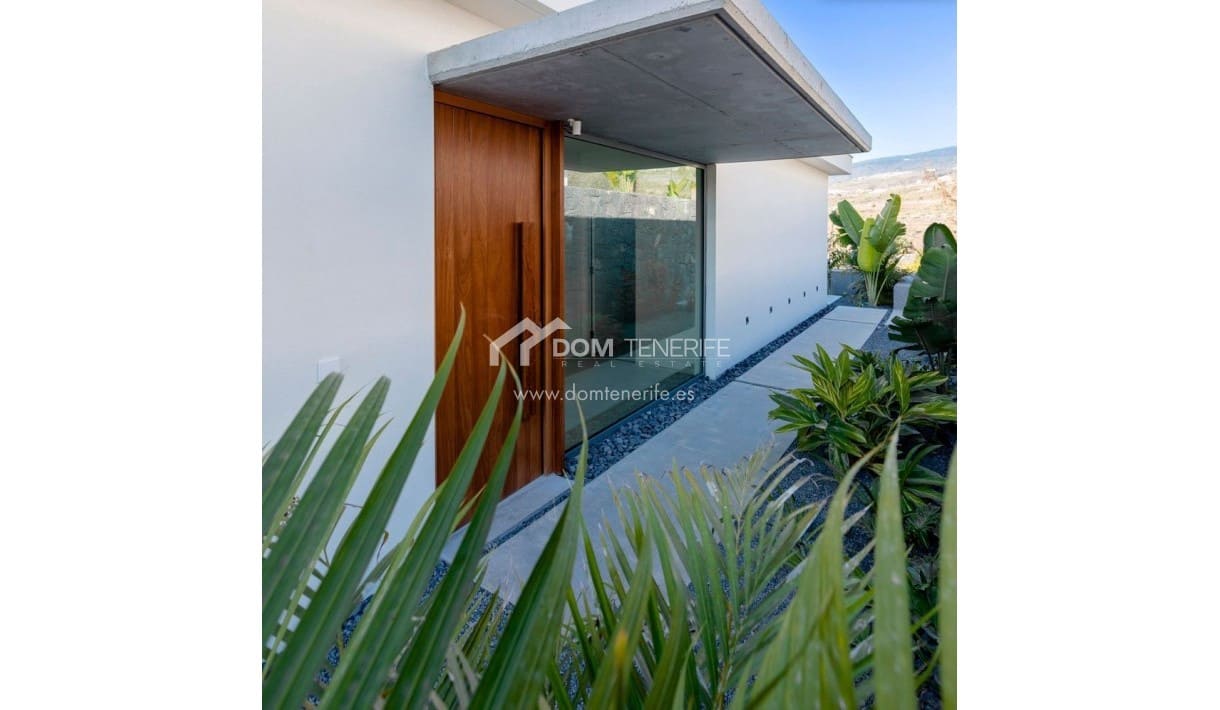 3 chambre Villa/Maison à vendre à Guia de Isora avec piscine garage - 1 705 000 € (Ref: 9332867)