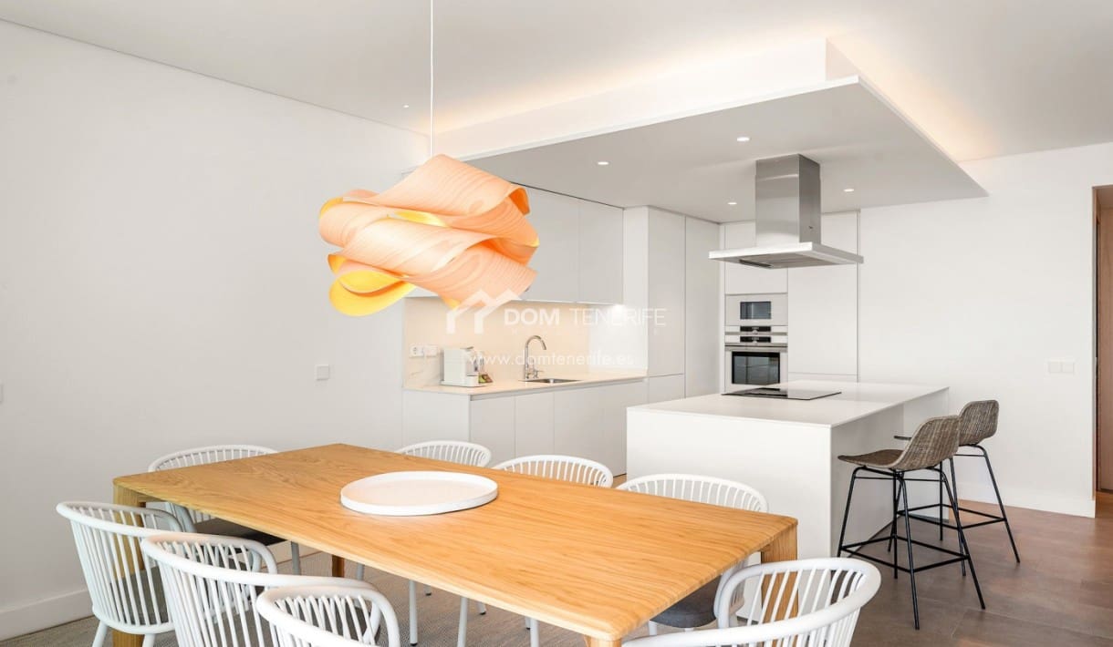 3 bedroom Apartment for sale in Guia de Isora with pool - € 1,583,000 (Ref: 9334225)