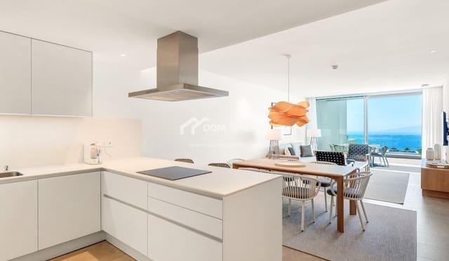 2 makuuhuone Huoneisto myytävänä paikassa Guía de Isora mukana uima-altaan - 1 095 000 € (Ref: 9334227)