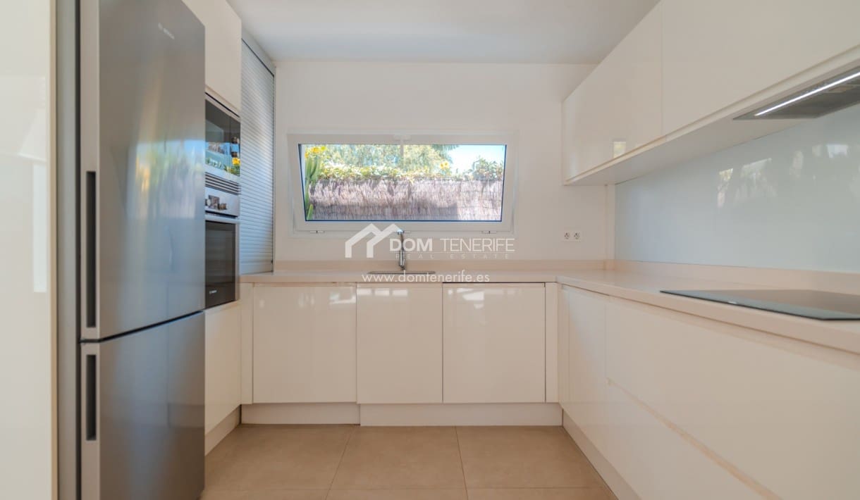 3 sovrum Villa till salu i Playa Paraiso med pool garage - 1 175 000 € (Ref: 9340366)