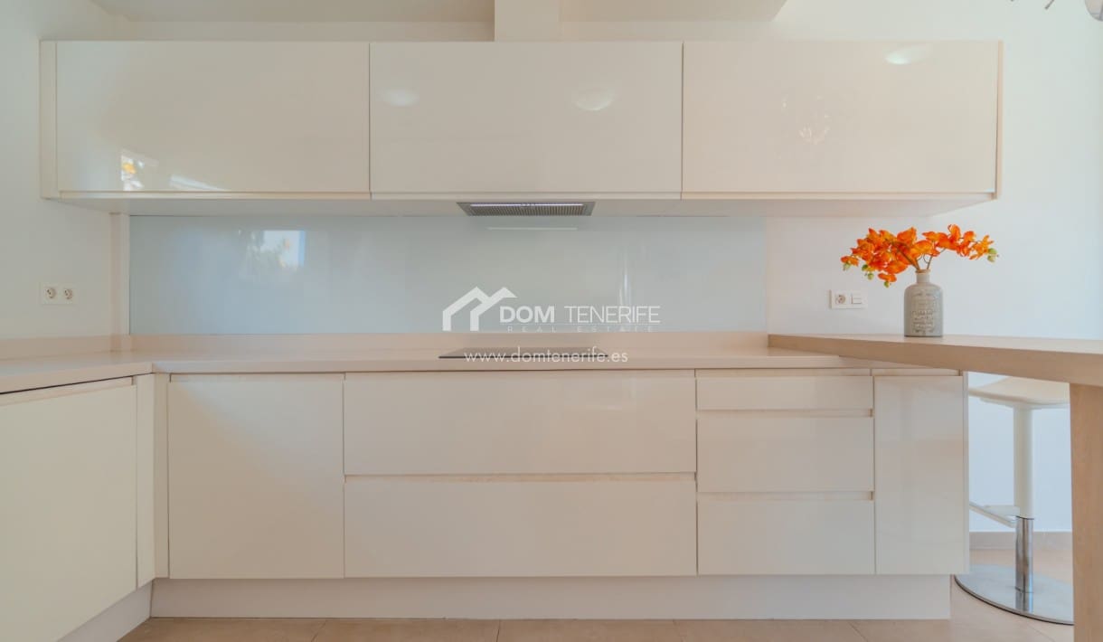 3 sovrum Villa till salu i Playa Paraiso med pool garage - 1 175 000 € (Ref: 9340366)