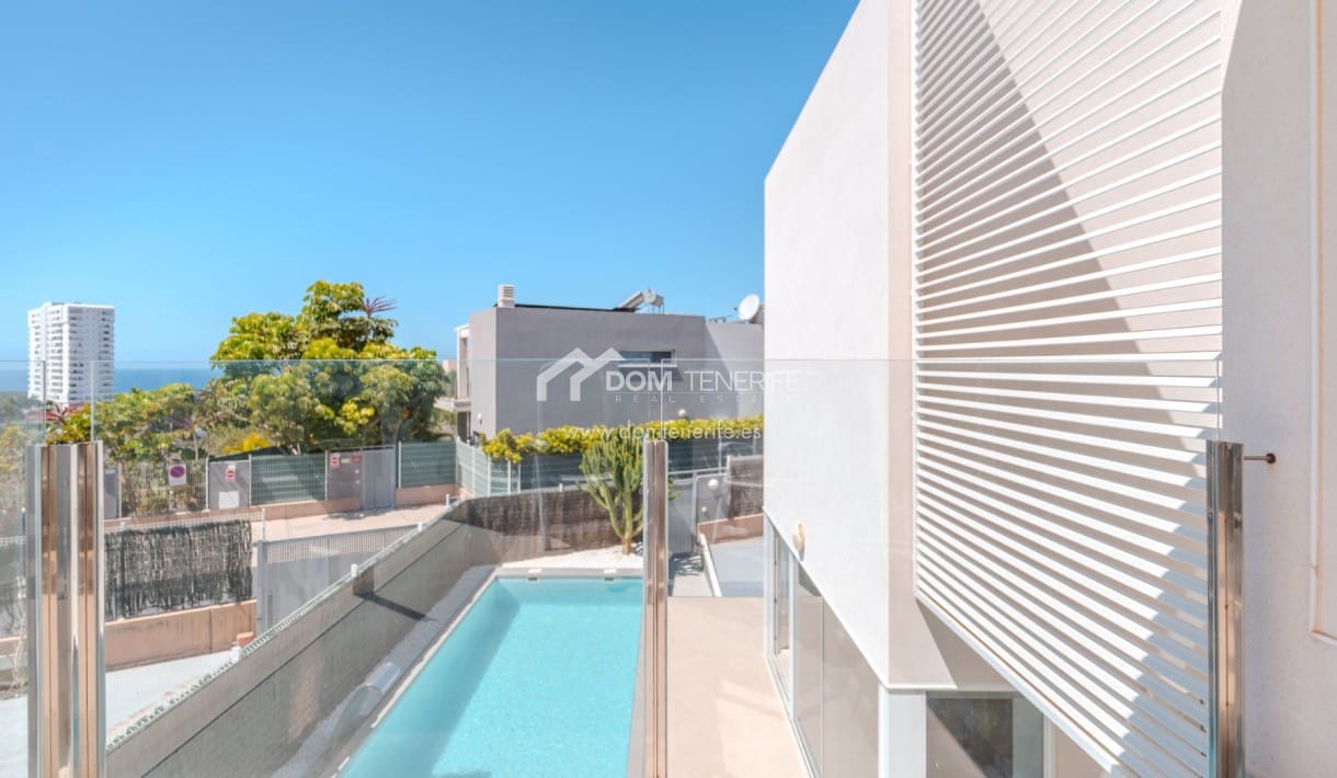 3 sovrum Villa till salu i Playa Paraiso med pool garage - 1 175 000 € (Ref: 9340366)