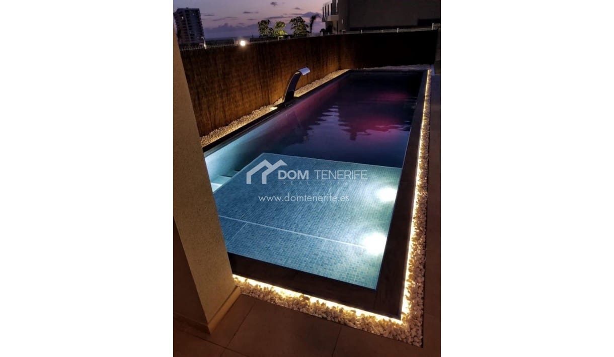 3 sovrum Villa till salu i Playa Paraiso med pool garage - 1 175 000 € (Ref: 9340366)