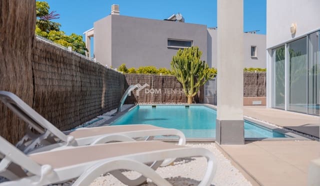 3 sovrum Villa till salu i Playa Paraiso, Adeje med pool garage - 1 175 000 € (Ref: 9340366)