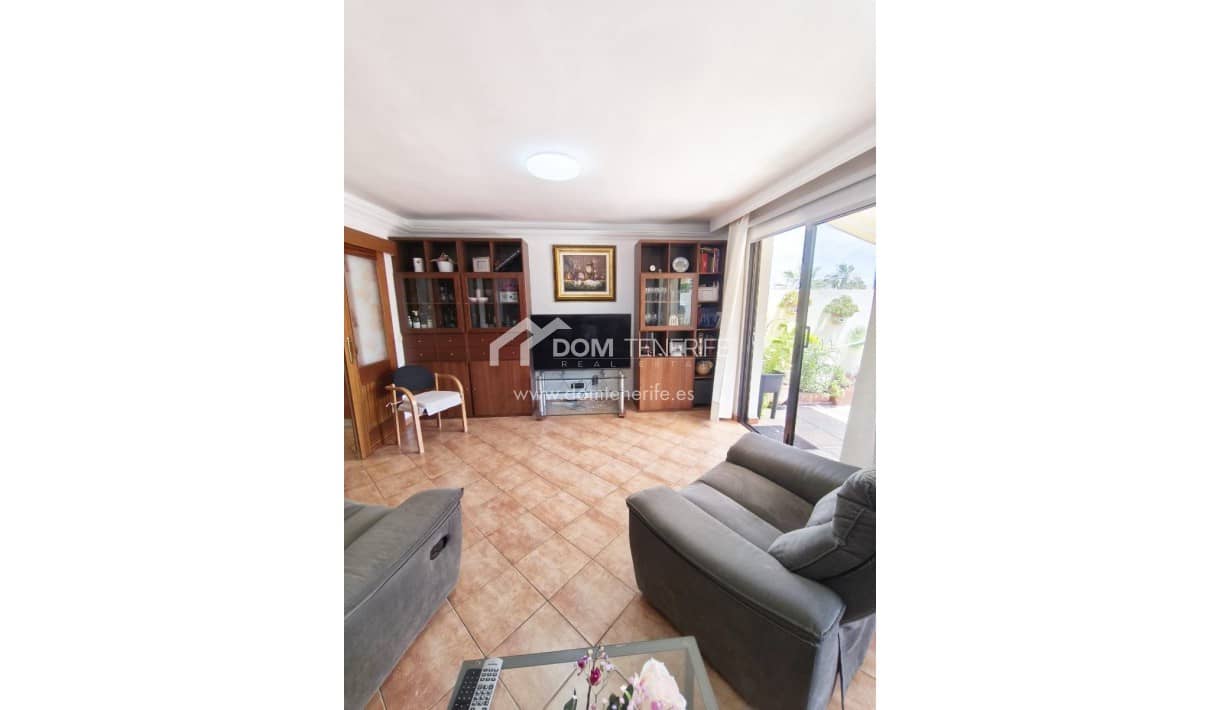 3 sovrum Hus till salu i Adeje - 550 000 € (Ref: 9340367)