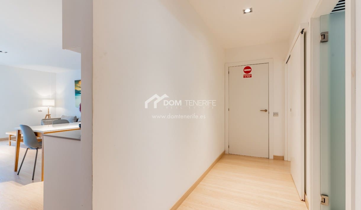 2 chambre Appartement à vendre à Adeje avec piscine - 295 000 € (Ref: 9345200)