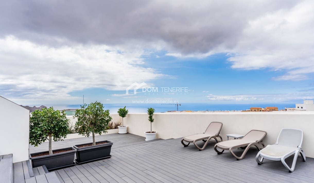 2 chambre Appartement à vendre à Adeje avec piscine - 295 000 € (Ref: 9345200)