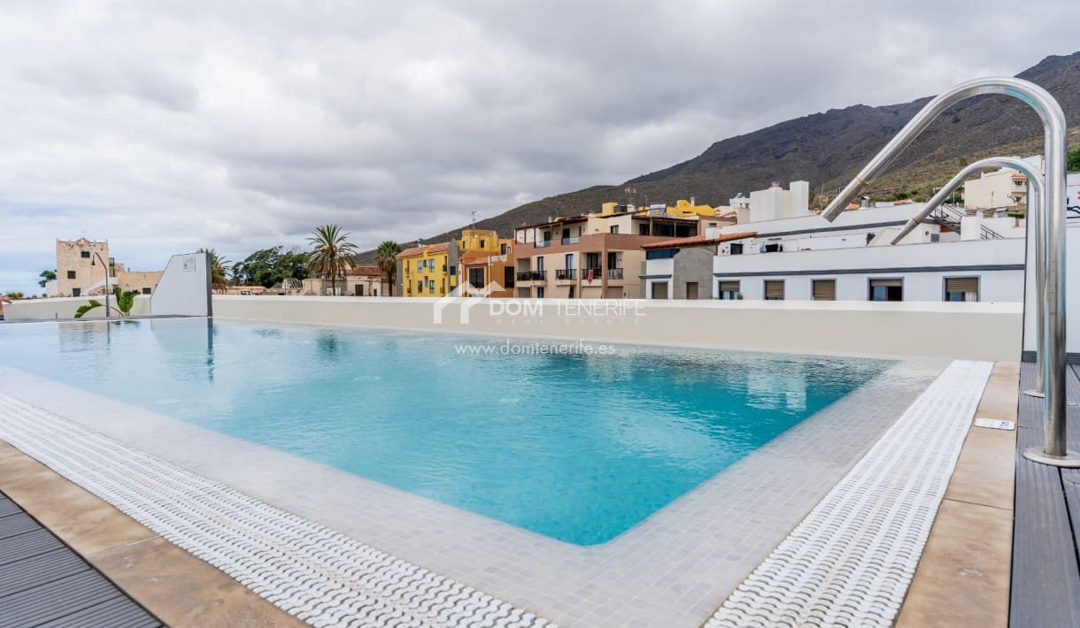 2 chambre Appartement à vendre à Adeje avec piscine - 295 000 € (Ref: 9345200)