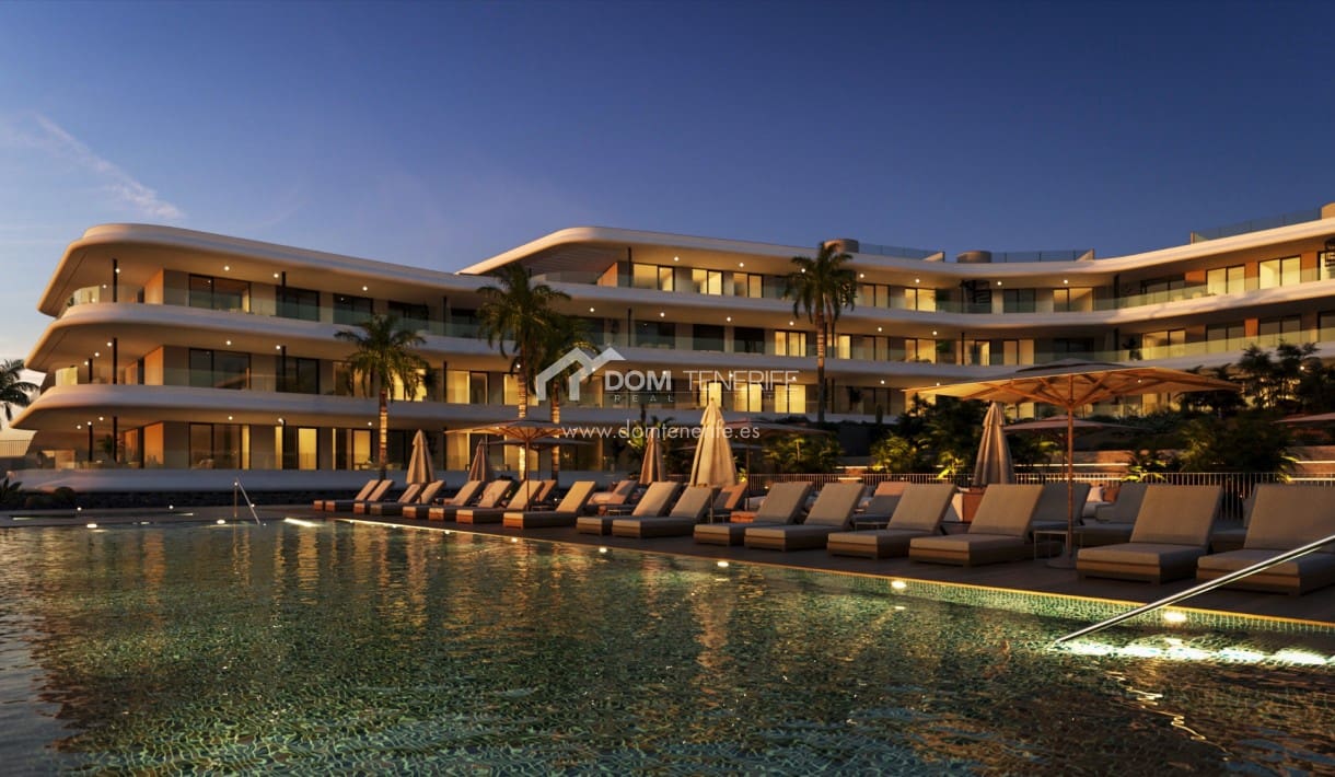 2 sovrum Lägenhet till salu i El Madronal med pool - 840 000 € (Ref: 9379995)