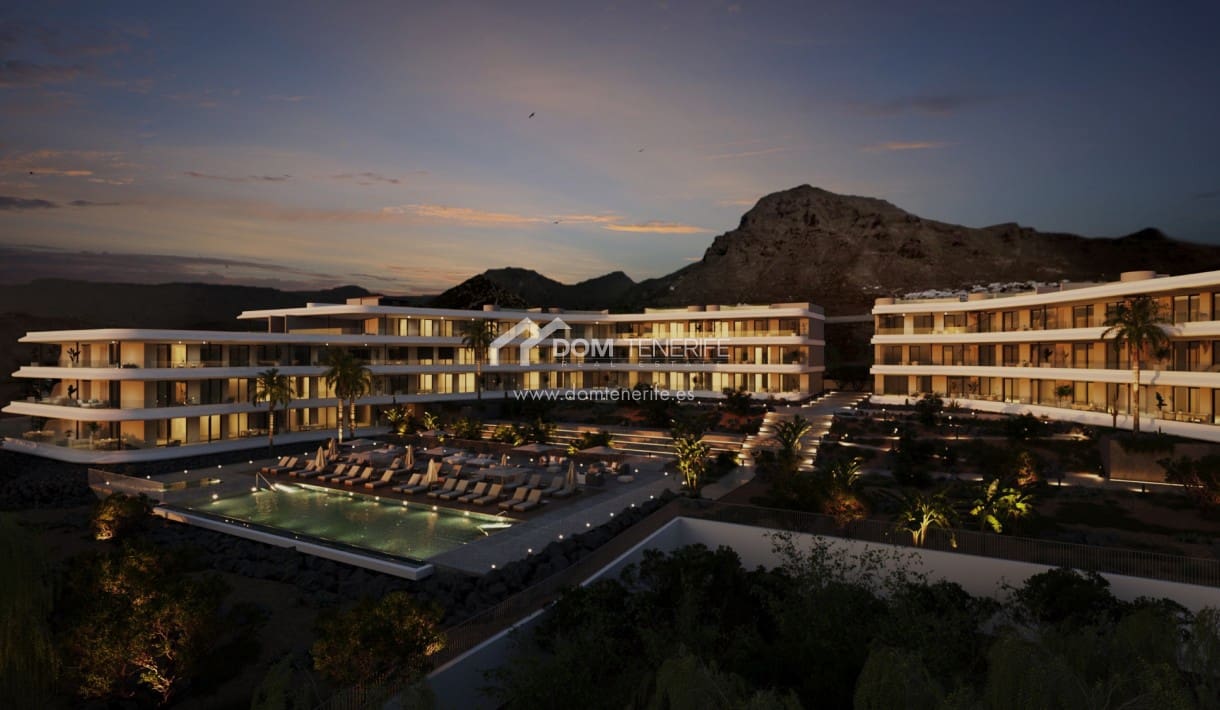 2 soveværelse Lejlighed til salg i El Madronal med swimmingpool - € 620.000 (Ref: 9380119)