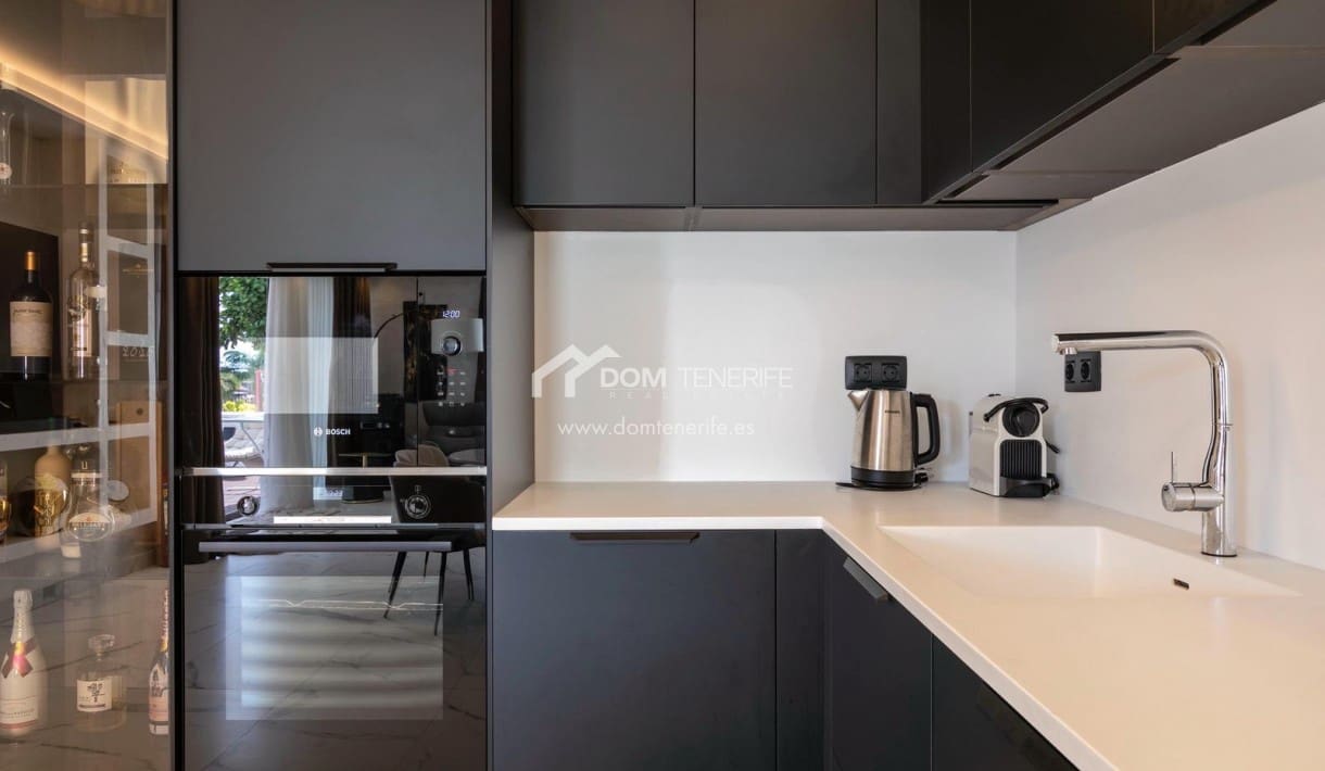 3 Zimmer Villa zu verkaufen in Amarilla Golf mit Pool Garage - 690.000 € (Ref: 9389842)