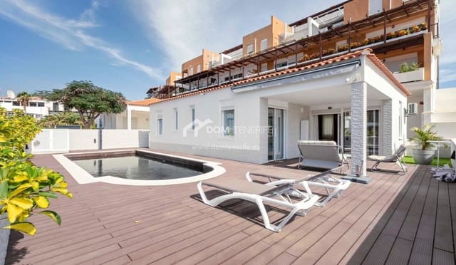 3 chambre Villa/Maison à vendre à Amarilla Golf, San Miguel de Abona avec piscine garage - 690 000 € (Ref: 9389842)