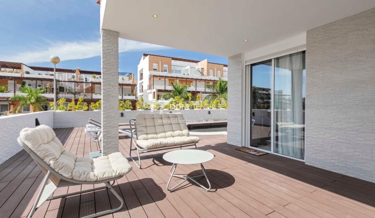 3 Zimmer Villa zu verkaufen in Amarilla Golf mit Pool Garage - 690.000 € (Ref: 9389842)