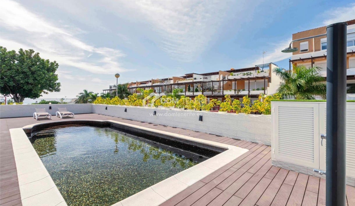 3 Zimmer Villa zu verkaufen in Amarilla Golf mit Pool Garage - 690.000 € (Ref: 9389842)