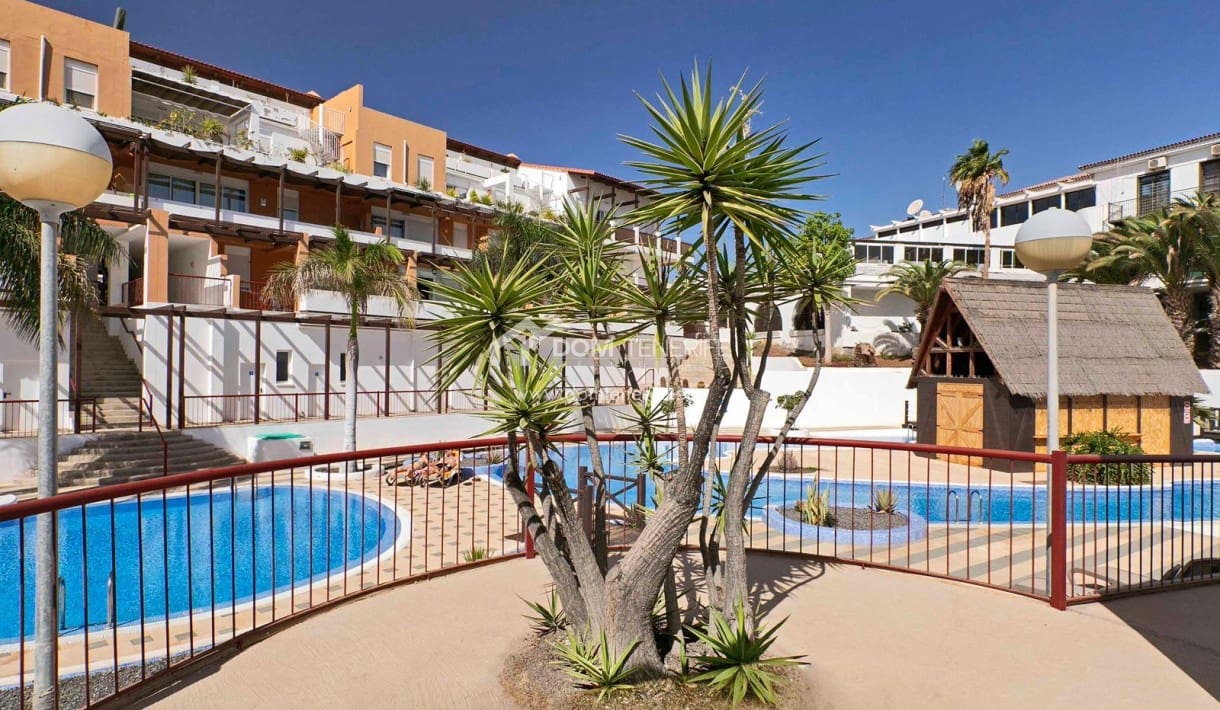 3 Zimmer Villa zu verkaufen in Amarilla Golf mit Pool Garage - 690.000 € (Ref: 9389842)