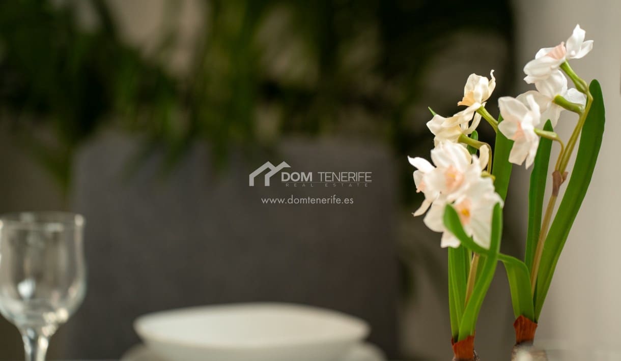 2 soverom Leilighet til salgs i Adeje med svømmebasseng - € 330 000 (Ref: 9395543)