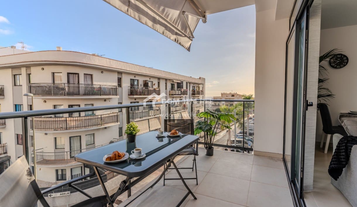 2 soverom Leilighet til salgs i Adeje med svømmebasseng - € 330 000 (Ref: 9395543)