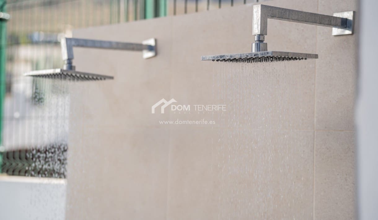 2 soverom Leilighet til salgs i Adeje med svømmebasseng - € 330 000 (Ref: 9395543)