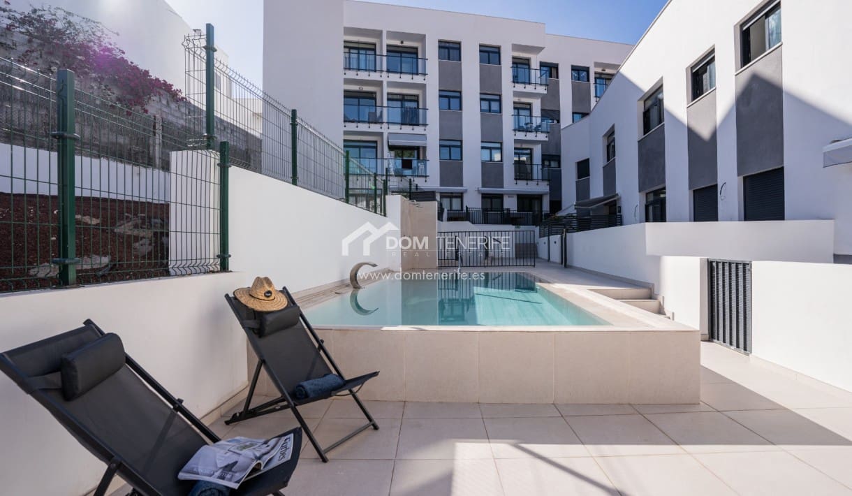 2 soverom Leilighet til salgs i Adeje med svømmebasseng - € 330 000 (Ref: 9395543)