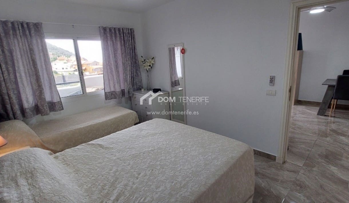 2 bedroom Apartment for sale in Roque del Conde with pool - € 335,000 (Ref: 9411530)