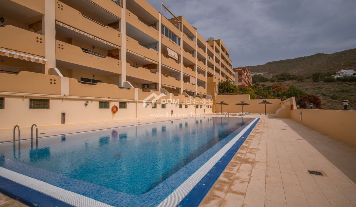 2 bedroom Apartment for sale in Roque del Conde with pool - € 335,000 (Ref: 9411530)