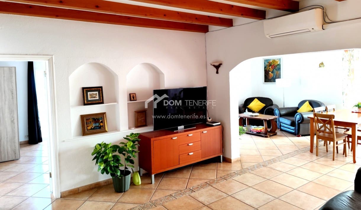 6 soveværelse Finca/Landehus til salg i Piedra Hincada med garage - € 1.050.000 (Ref: 9421582)