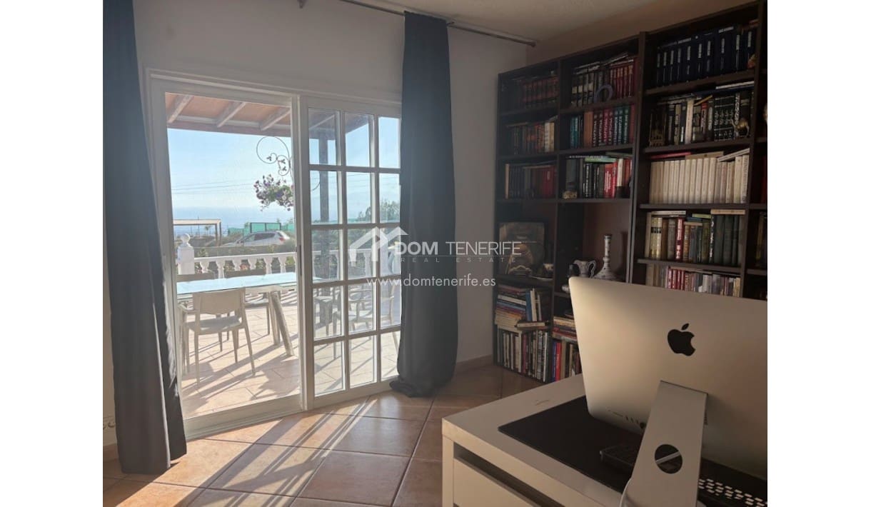 6 soveværelse Finca/Landehus til salg i Piedra Hincada med garage - € 1.050.000 (Ref: 9421582)