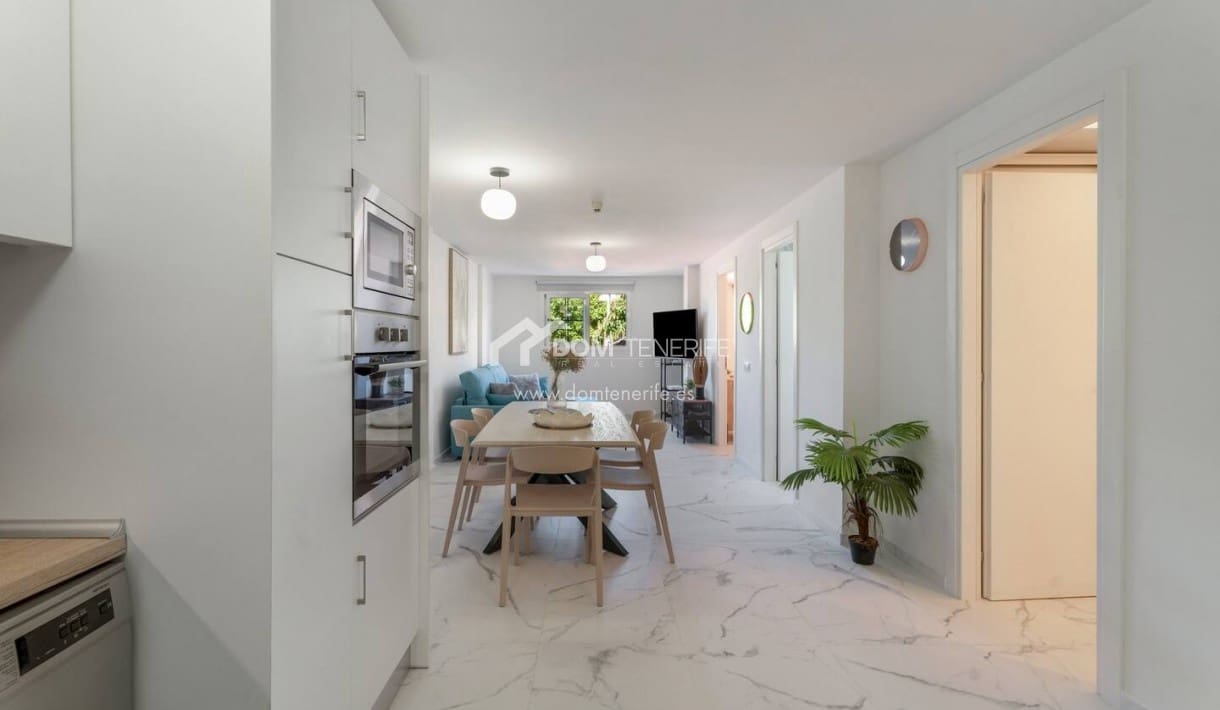 2 chambre Appartement à vendre à Los Cristianos avec piscine - 290 000 € (Ref: 9426653)