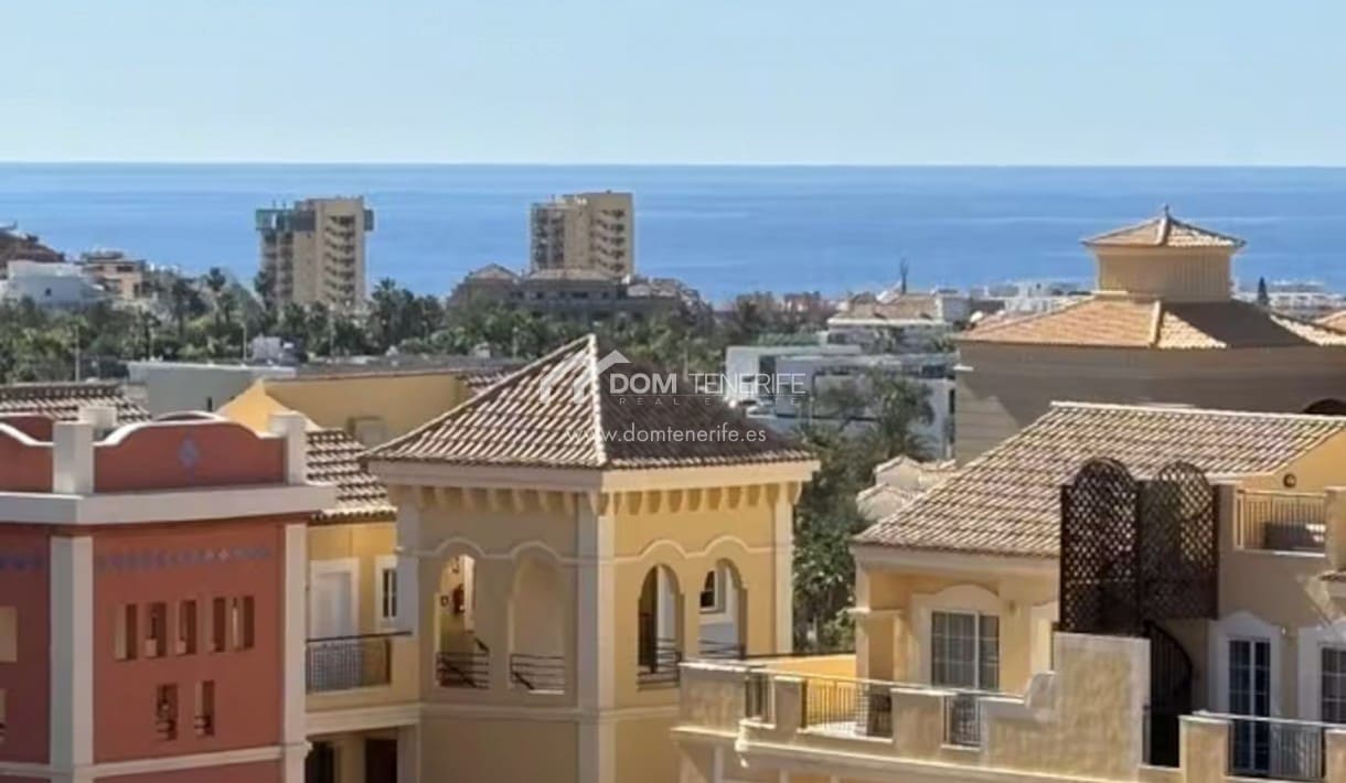 2 chambre Appartement à vendre à Los Cristianos avec piscine - 290 000 € (Ref: 9426653)