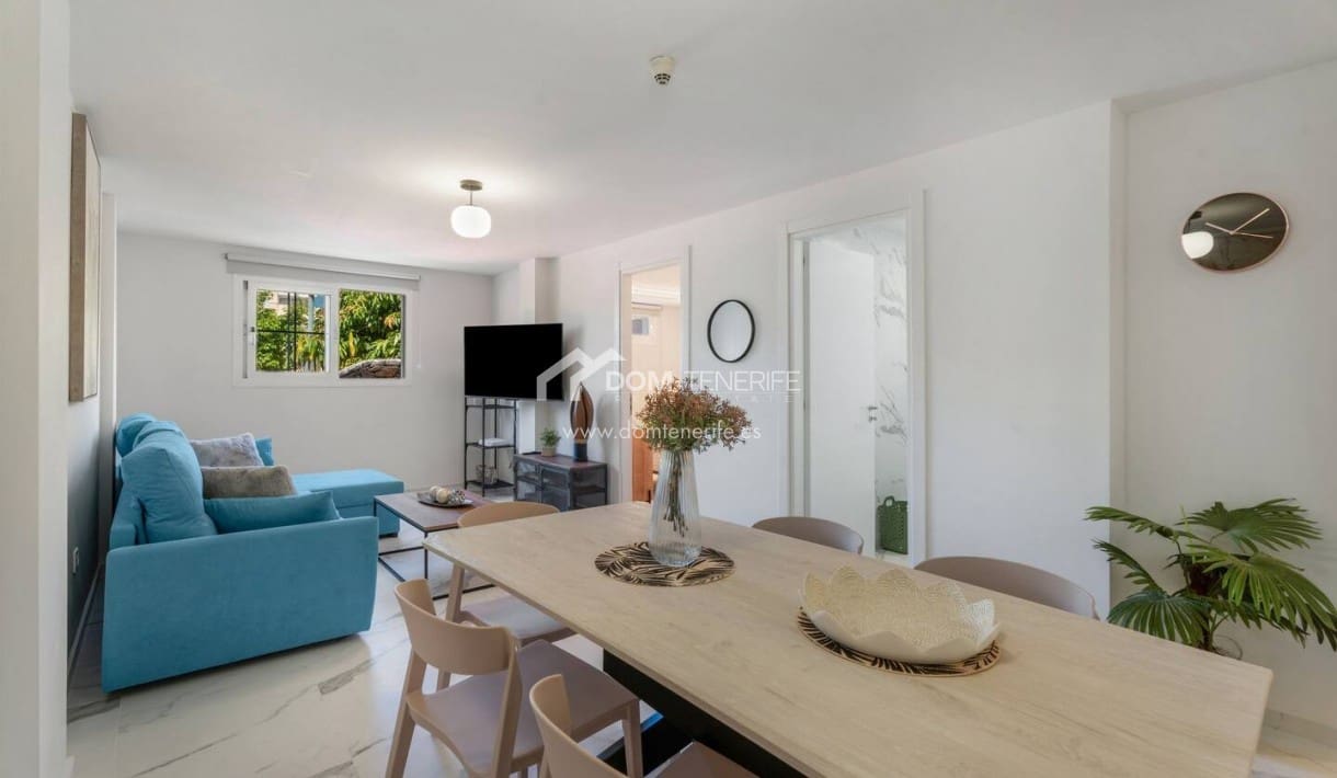 2 chambre Appartement à vendre à Los Cristianos avec piscine - 290 000 € (Ref: 9426653)