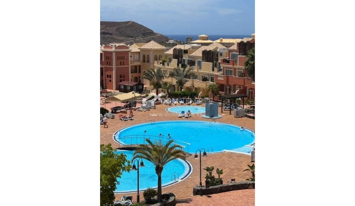 2 chambre Appartement à vendre à Los Cristianos avec piscine - 290 000 € (Ref: 9426653)