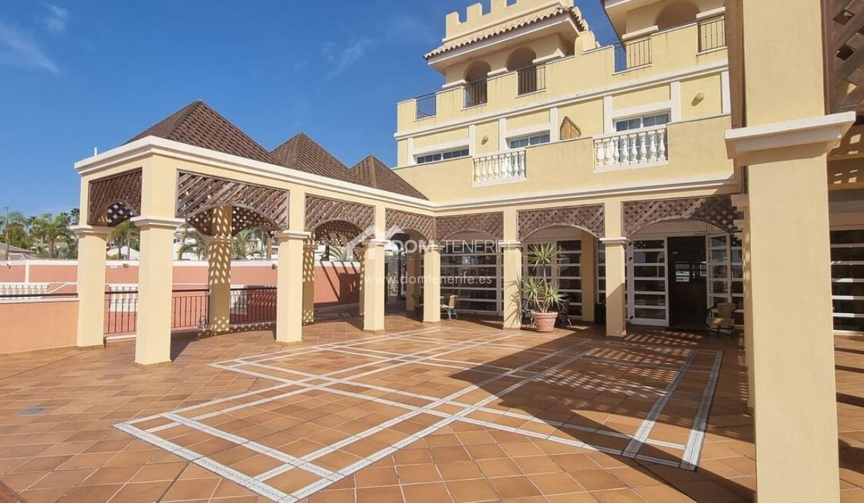 2 chambre Appartement à vendre à Los Cristianos avec piscine - 290 000 € (Ref: 9426653)