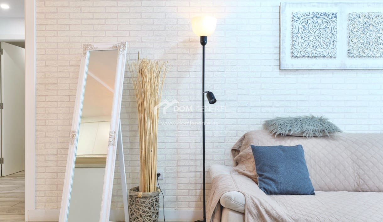 2 chambre Appartement à vendre à Adeje avec piscine garage - 380 000 € (Ref: 9431919)