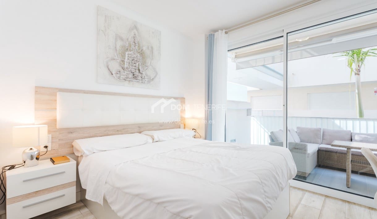 2 chambre Appartement à vendre à Adeje avec piscine garage - 380 000 € (Ref: 9431919)