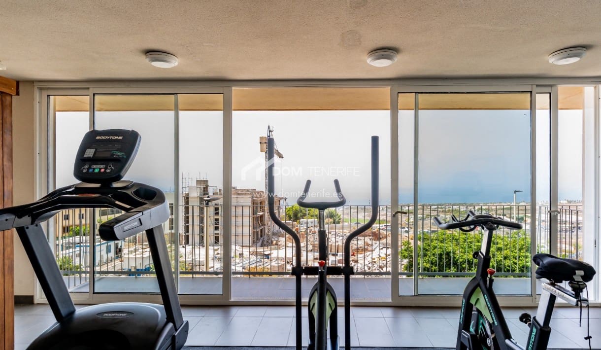 2 chambre Appartement à vendre à Adeje avec piscine garage - 380 000 € (Ref: 9431919)