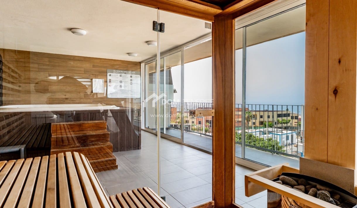 2 chambre Appartement à vendre à Adeje avec piscine garage - 380 000 € (Ref: 9431919)