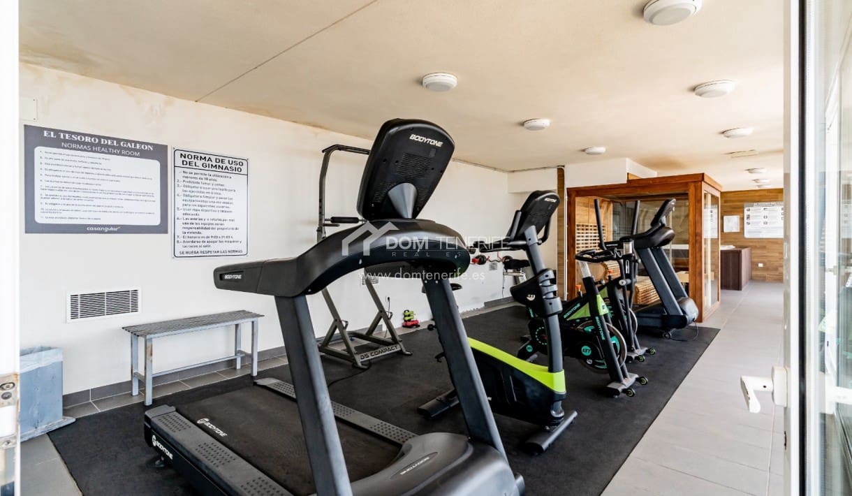 2 chambre Appartement à vendre à Adeje avec piscine garage - 380 000 € (Ref: 9431919)